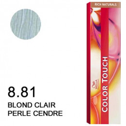 Color touch rich naturals 8.81 Blond clair perle cendre
