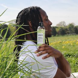 copy ofcopy ofShampooing cheveux secs abîmés cassants Generik 300ml