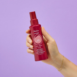 Spray Fanola pour raviver les cheveux bouclés